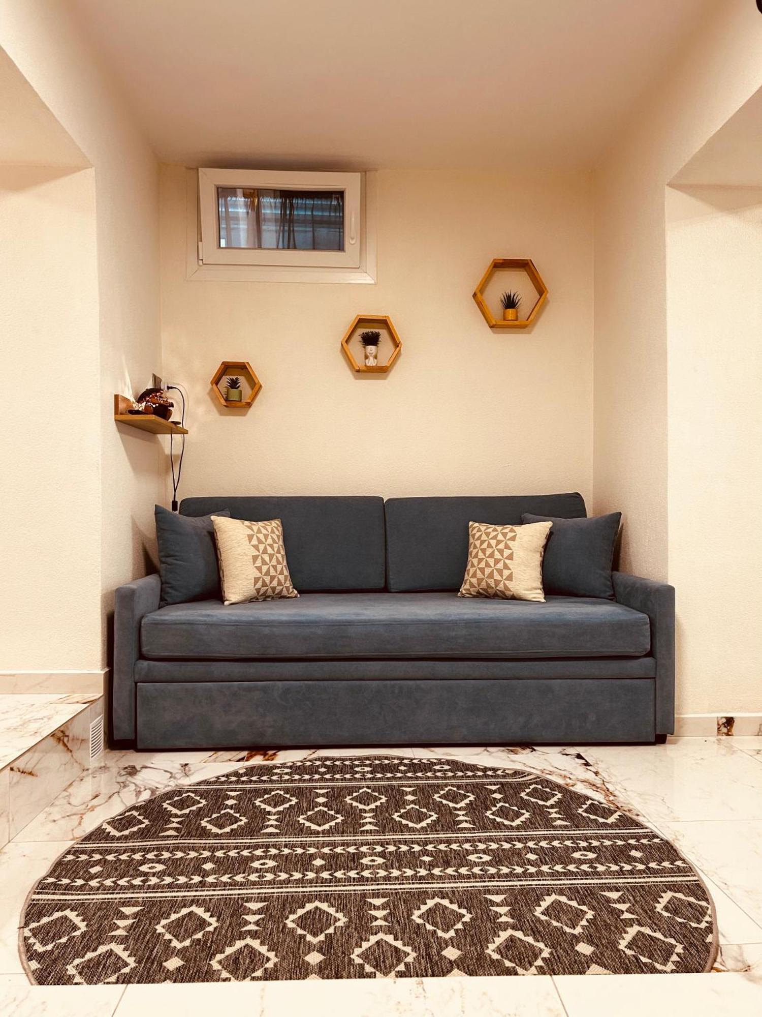 Marble House Apartment Kavala Bagian luar foto